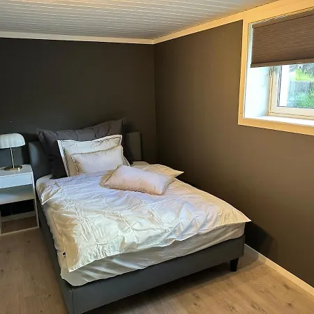 Sunny & Spacious In Lund, Ideal For Summer Trips Kristiansand
